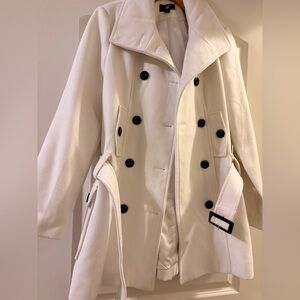 Elegant White Double-Breasted Women's Coat